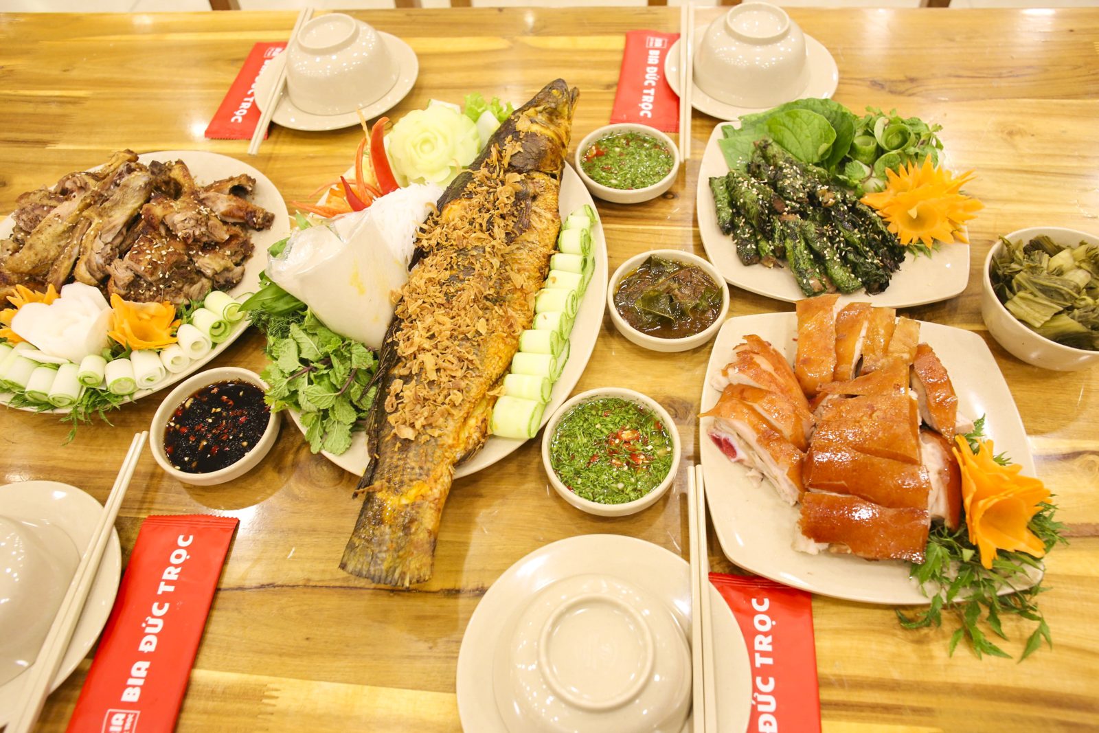 MIỄN PHÍ BIA HƠI HÀ NỘI tại Lẩu Đức Trọc 790 Đường Láng