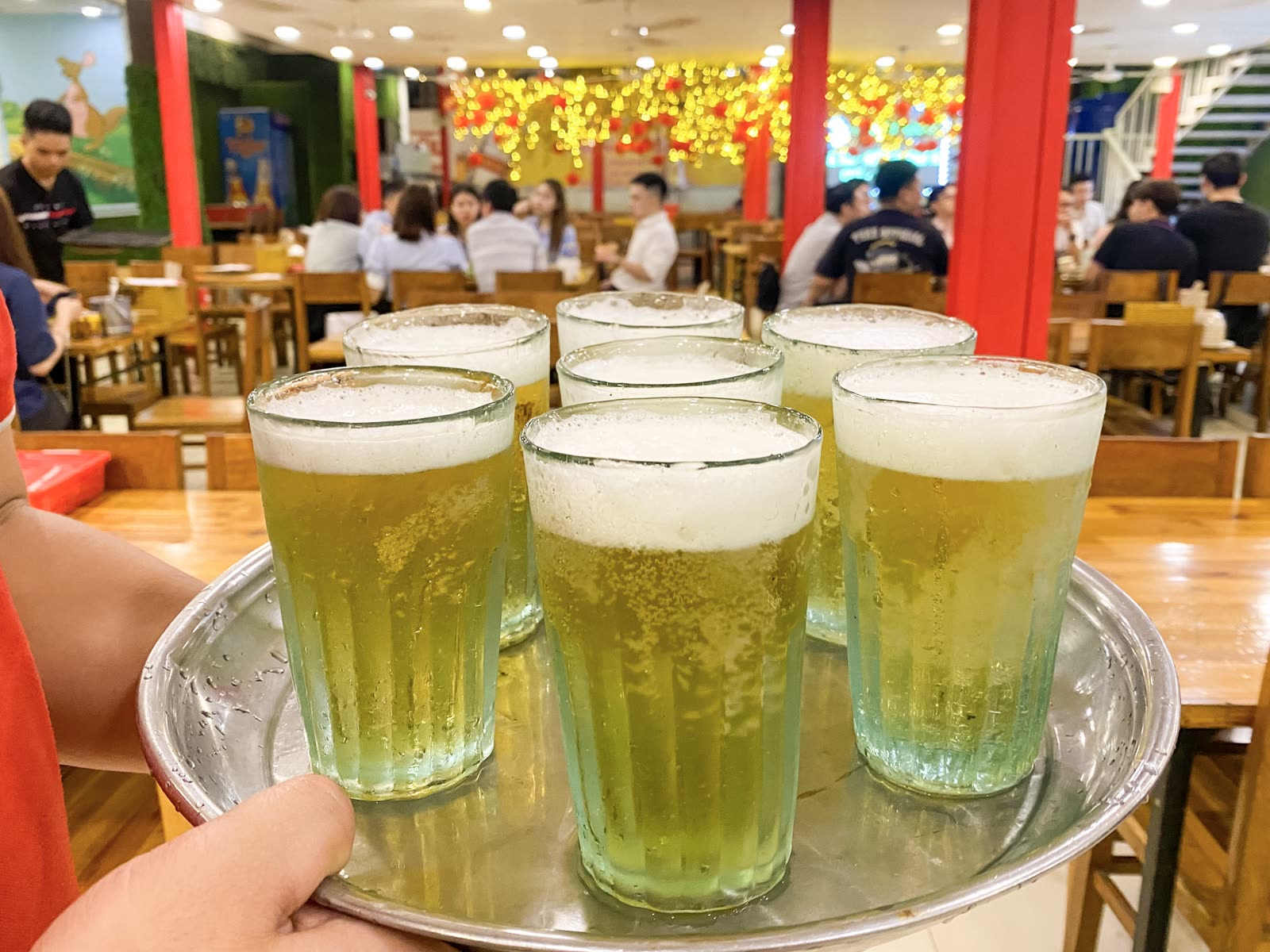 Uống Miễn Phí Bia Hơi tại 790 Đường Láng – Ưu Đãi Không Thể Bỏ Lỡ